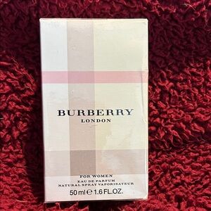 Burberry London Eau de Parfum - Classic Beige and Pink